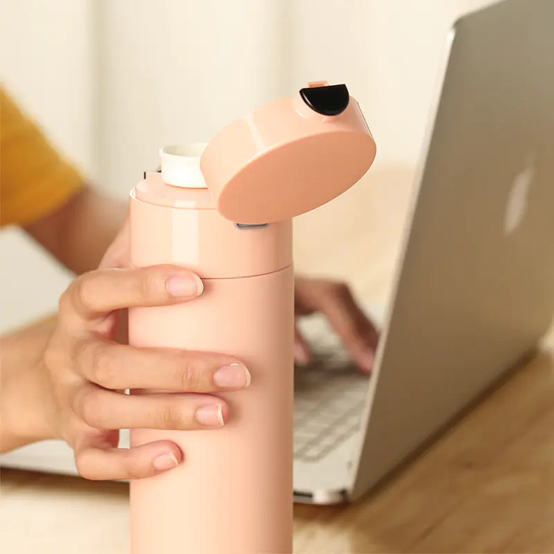 Smart Water Bottle with Hydration Tracking